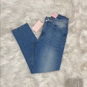 REVICE skinny jean *BRAND NEW*